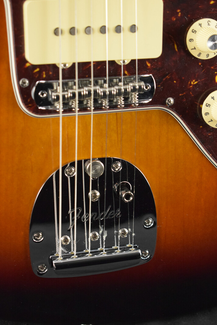 Fender Fender American Professional II Jazzmaster 3-Color Sunburst Rosewood Fingerboard
