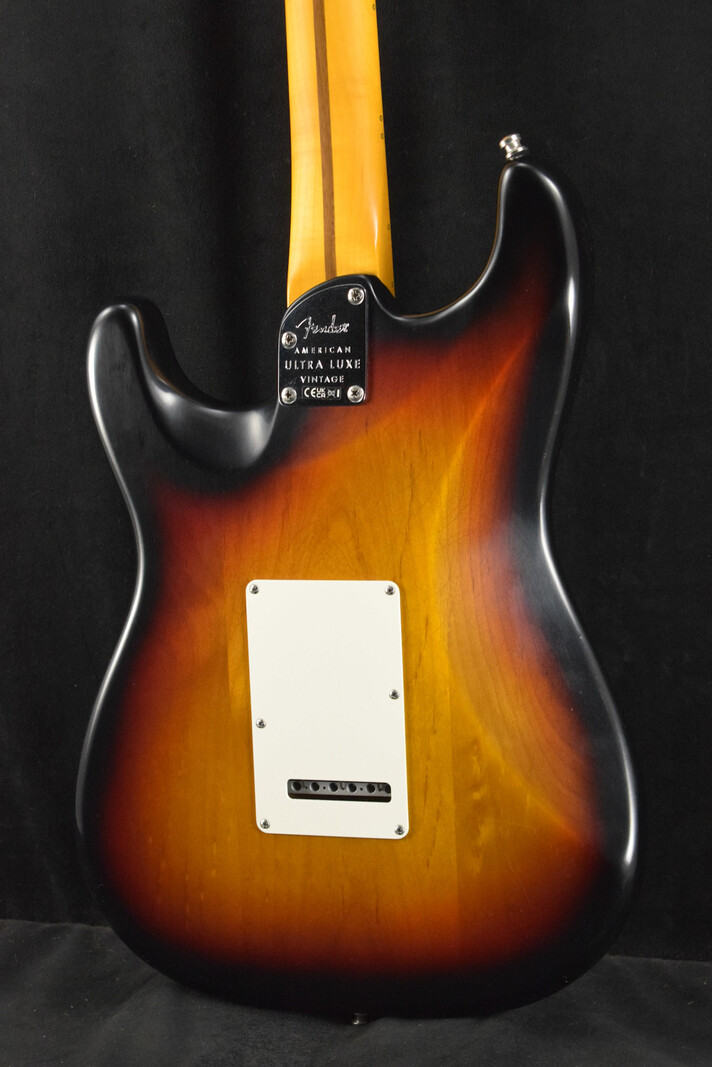 Fender Fender American Ultra Luxe Vintage '50s Stratocaster 3-Color Sunburst Maple Fingerboard