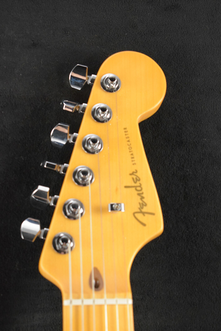 Fender Fender American Ultra II Stratocaster Avalanche Maple Fingerboard