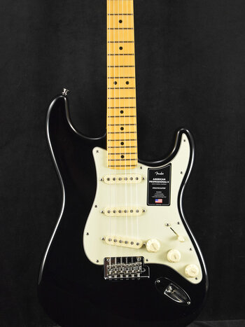 Fender Fender American Professional II Stratocaster Black Maple Fingerboard