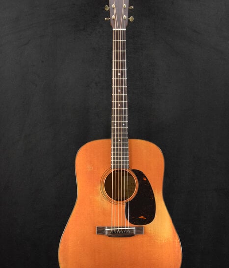 The MARTIN Ｄ-45 ｍore Review: Martin's Modern Deluxe D-45 and 012-28 Are Majestic