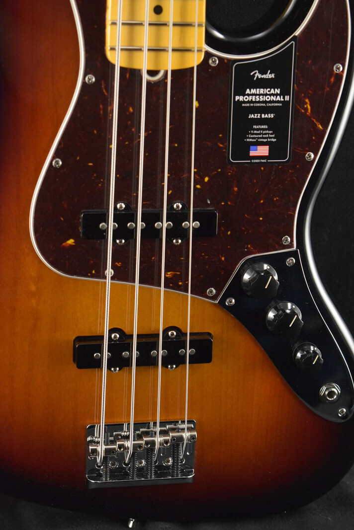 Fender Fender American Professional II Jazz Bass 3-Color Sunburst Maple Fingerboard