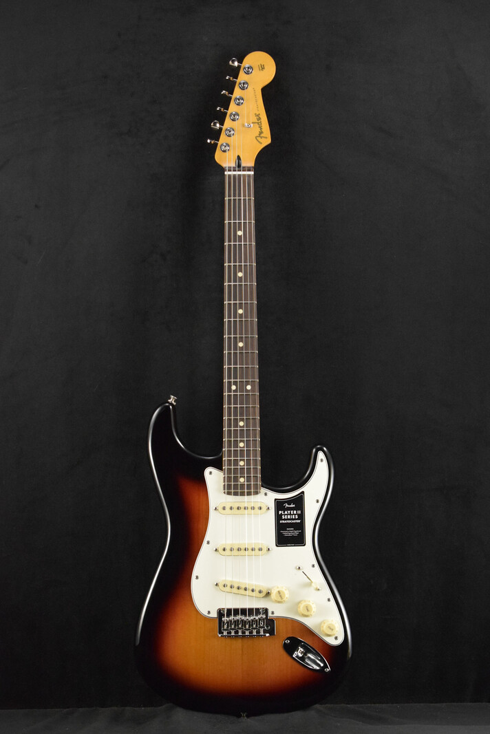 Fender Fender Player II Stratocaster 3-Color Sunburst Rosewood Fingerboard