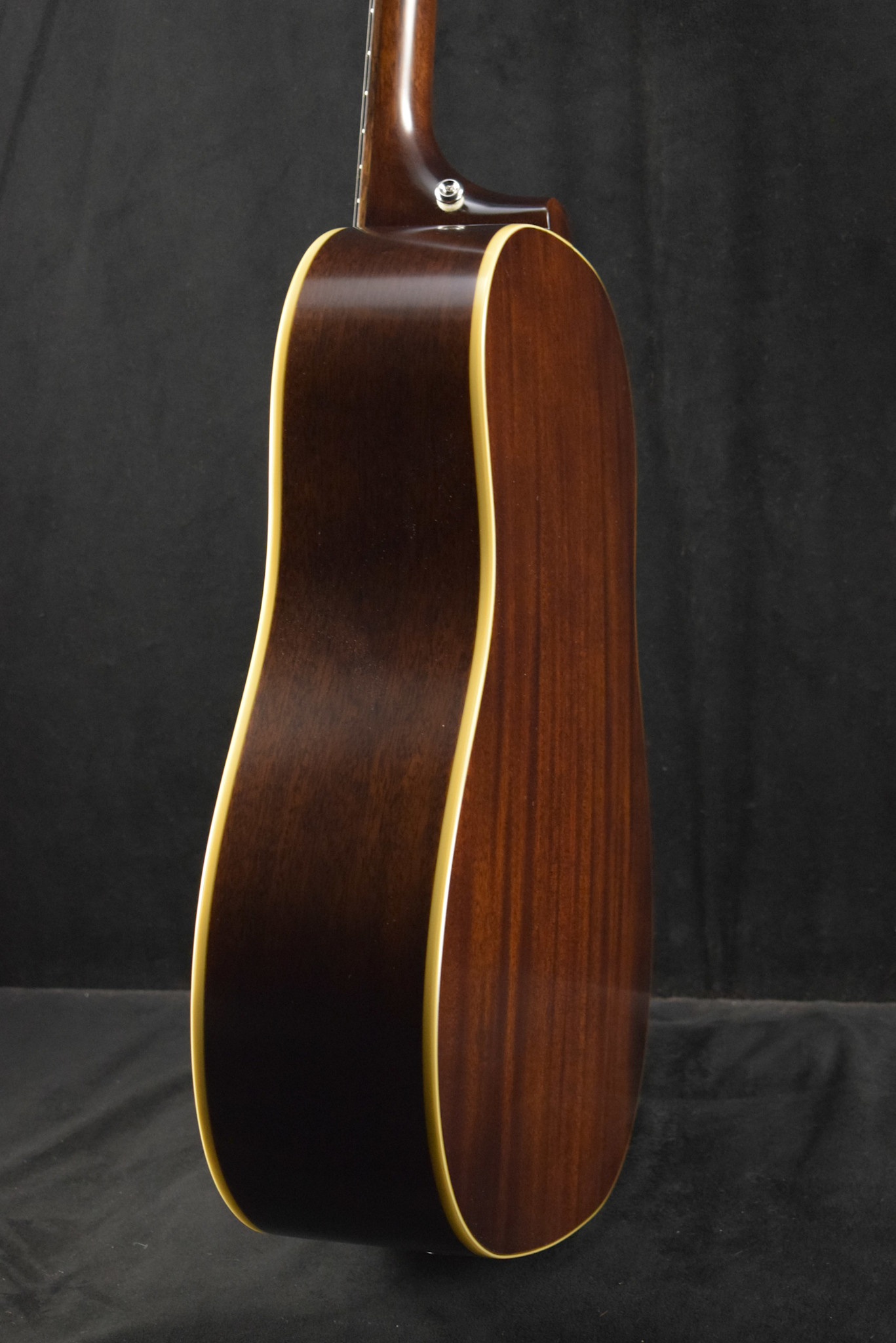 Epiphone Epiphone J-45 Standard All Solid Wood Triburst w/Gig Bag