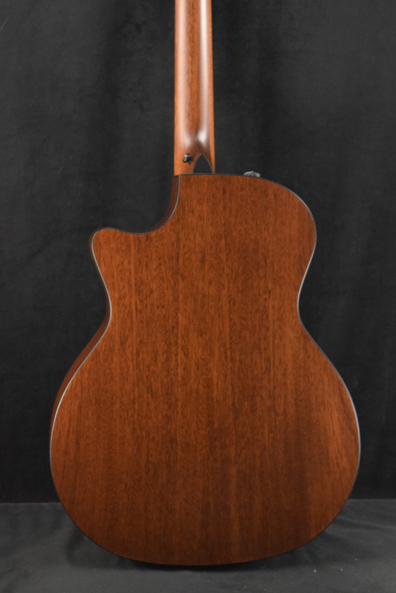 Taylor Taylor 324ce Baritone-6 LTD Shaded Edgeburst