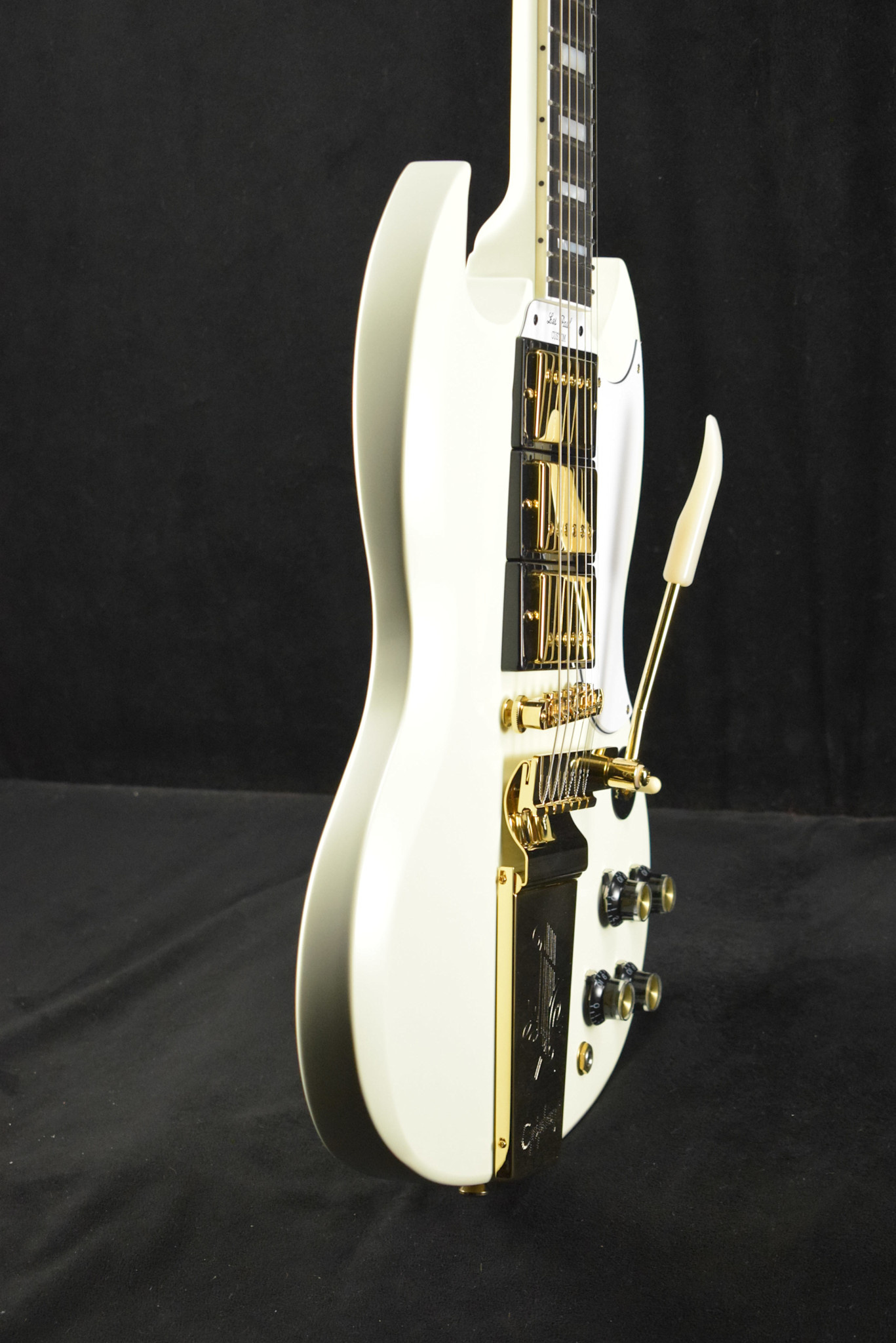 Epiphone Epiphone IGC 1963 Les Paul SG Custom With Maestro Vibrola Classic White w/ Hard Case