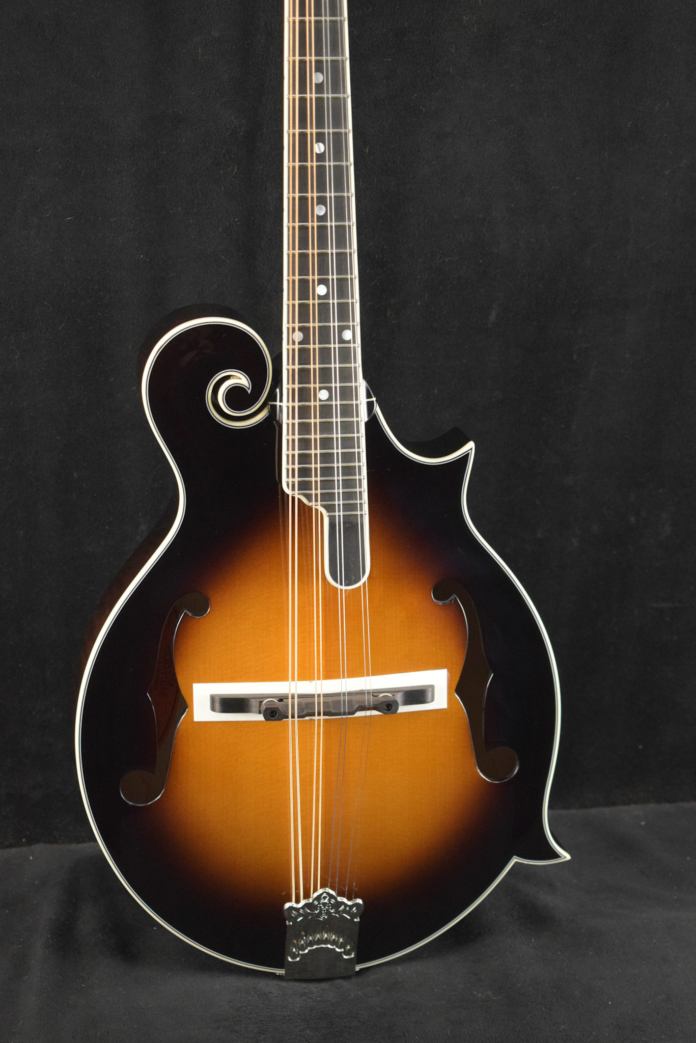 Epiphone Epiphone IGC F-5G F-Style F-Hole Mandolin Cremona Sunburst w/ Hard Case