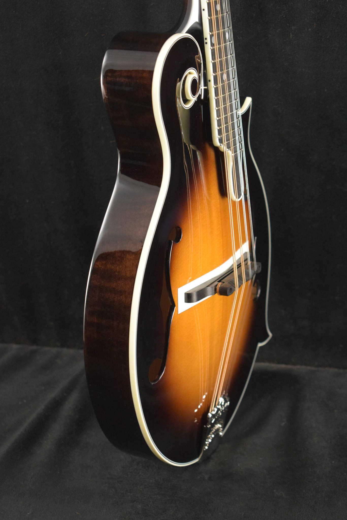 Epiphone Epiphone IGC F-5G F-Style F-Hole Mandolin Cremona Sunburst w/ Hard Case
