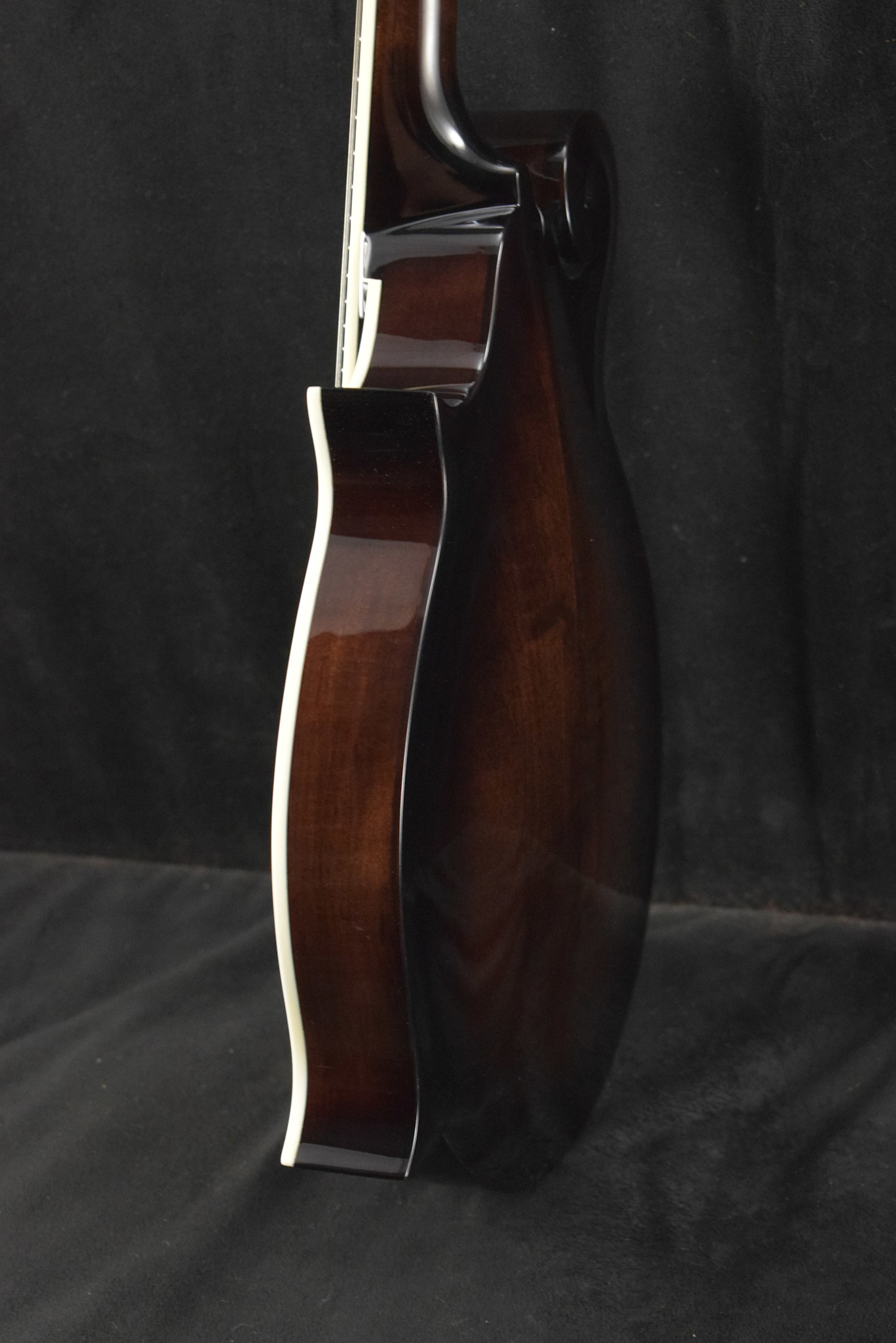 Epiphone Epiphone IGC F-5G F-Style F-Hole Mandolin Cremona Sunburst w/ Hard Case