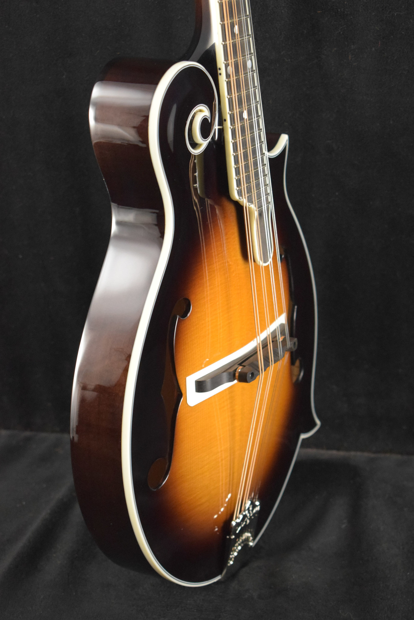 Epiphone Epiphone IGC F-5G F-Style F-Hole Mandolin Cremona Sunburst w/ Hard Case