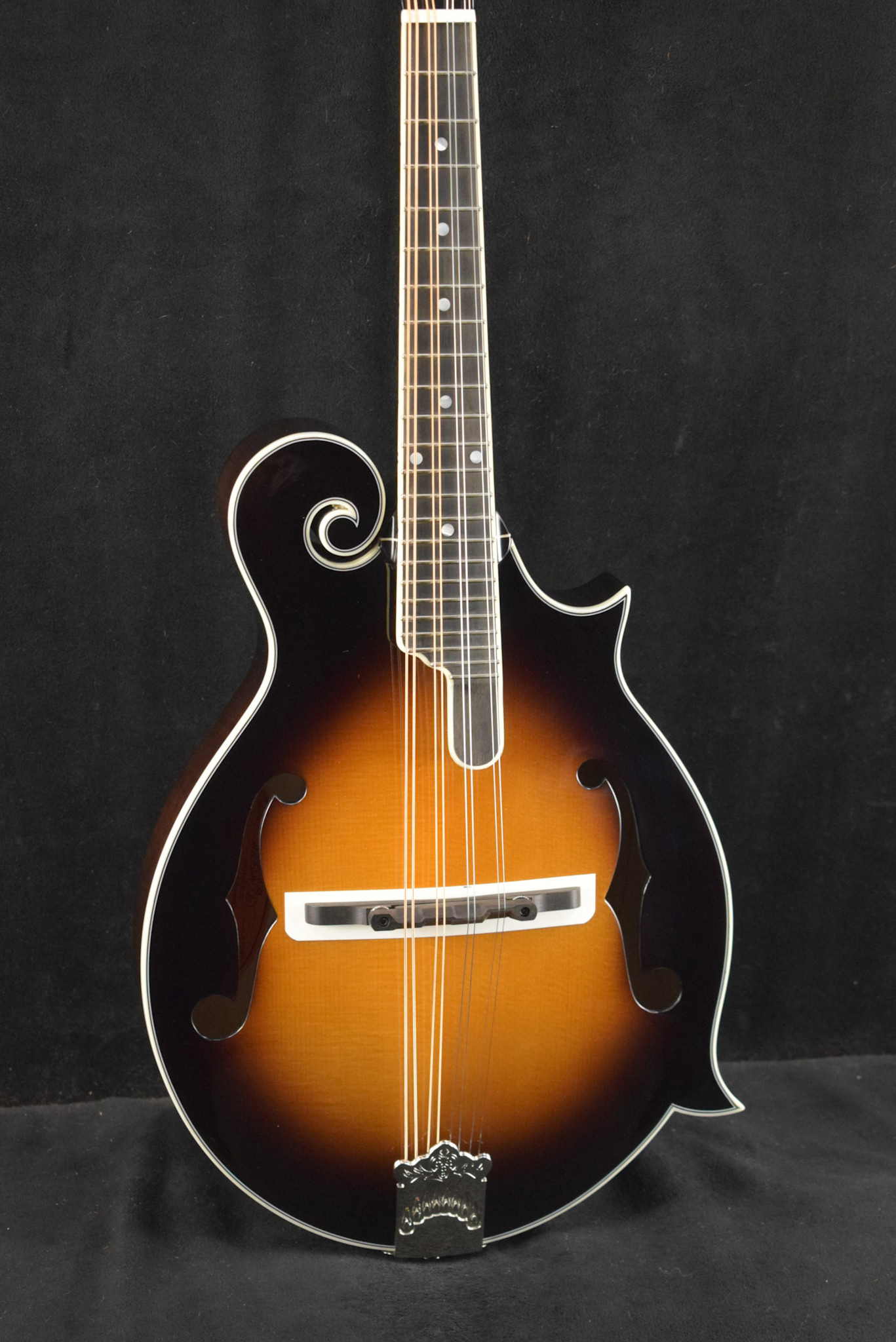 Epiphone Epiphone IGC F-5G F-Style F-Hole Mandolin Cremona Sunburst w/ Hard Case