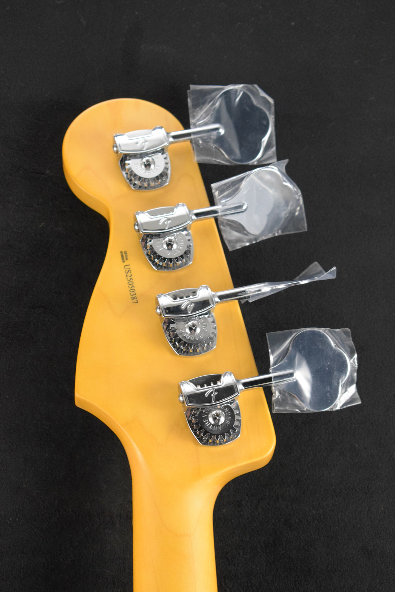 Fender Fender American Professional II Jazz Bass Mystic Surf Green Maple Fingerboard