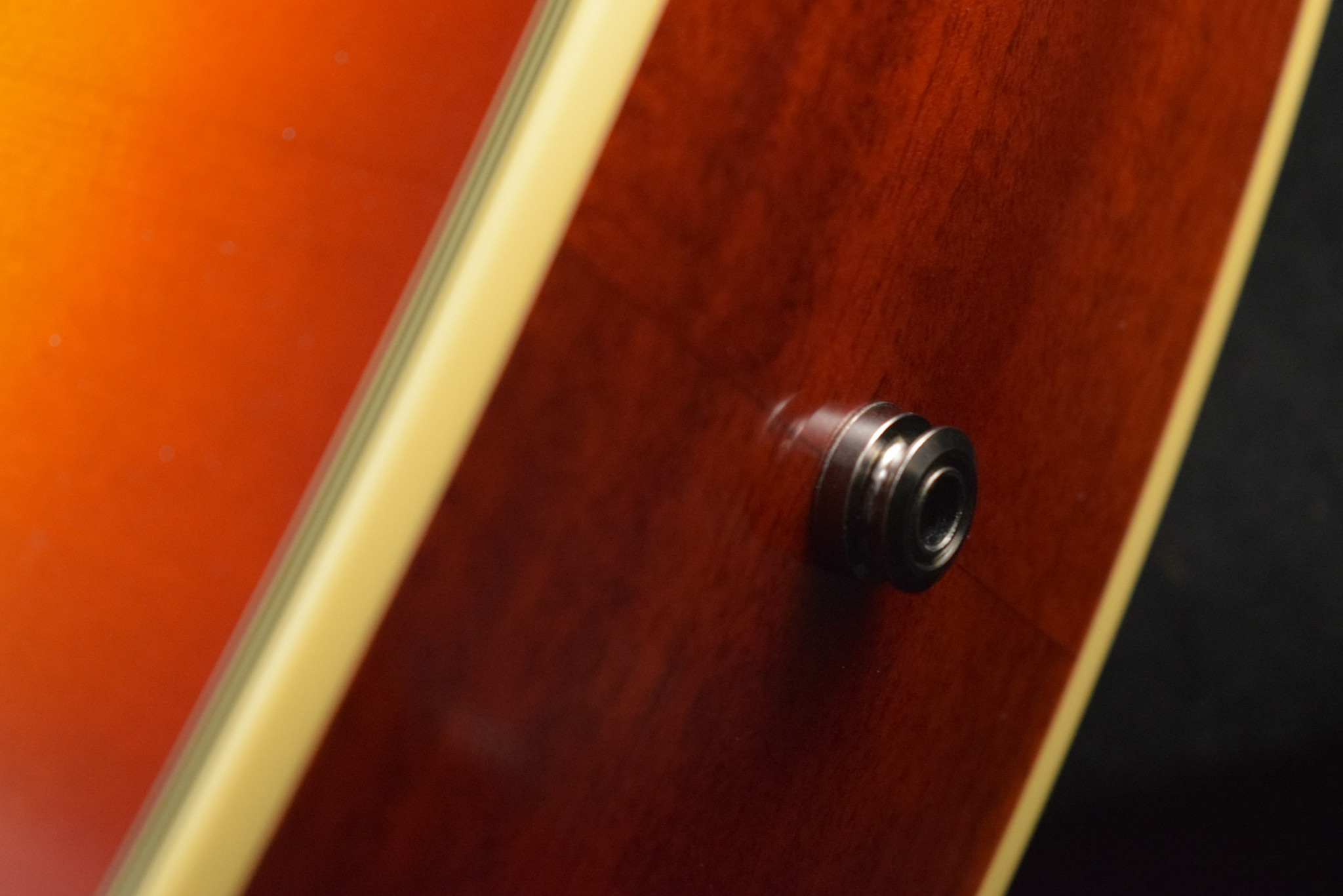 Epiphone Epiphone IGC 1960 Hummingbird Reissue Heritage Cherry Sunburst w/ Hard Case