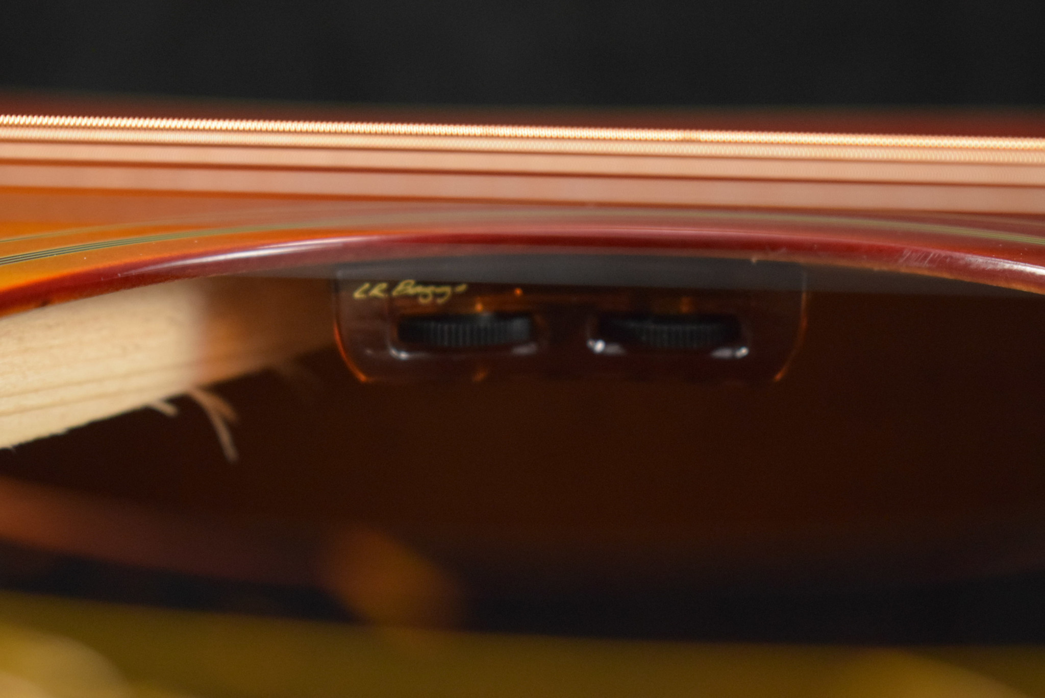 Epiphone Epiphone IGC 1960 Hummingbird Reissue Heritage Cherry Sunburst w/ Hard Case