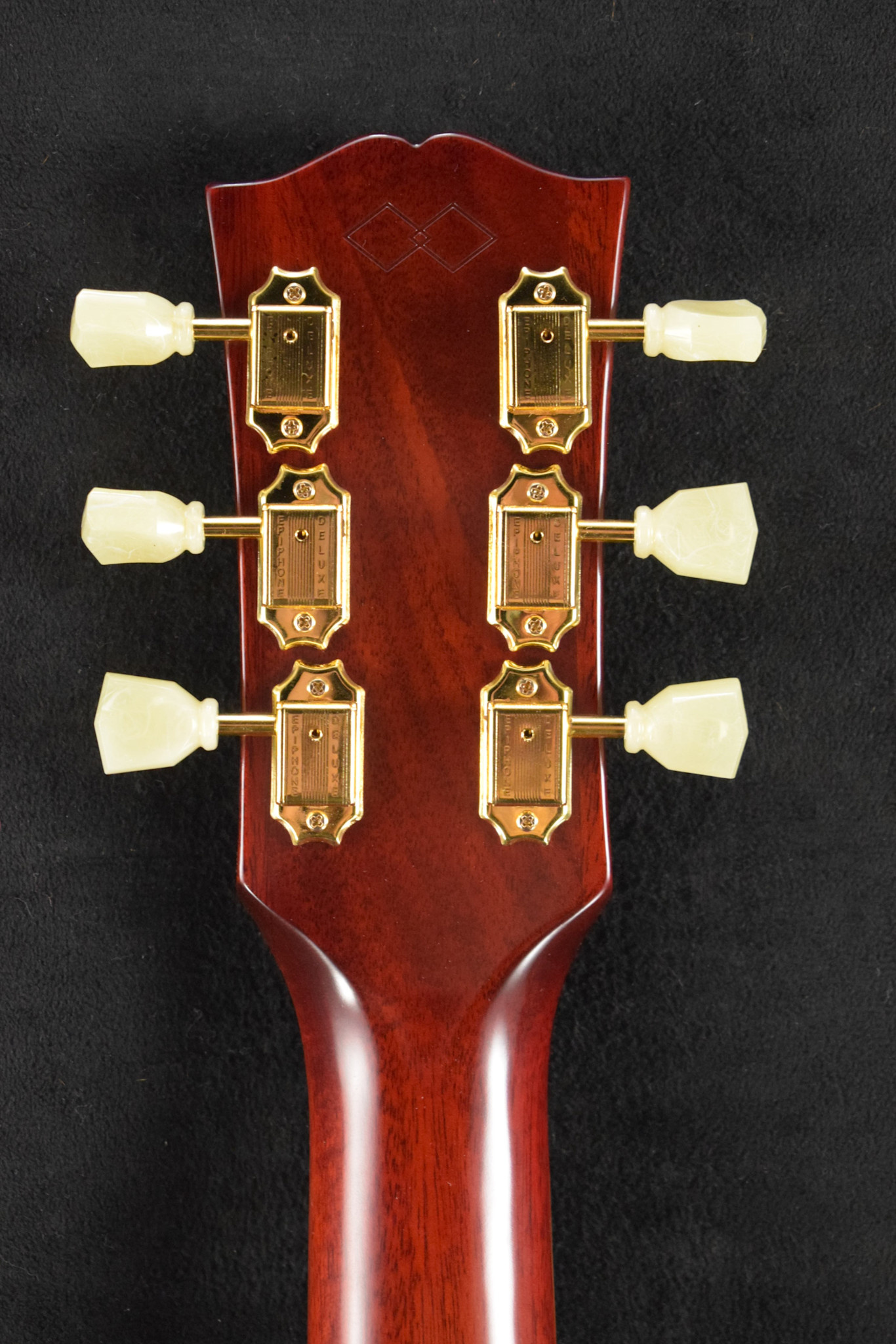 Epiphone Epiphone IGC 1960 Hummingbird Reissue Heritage Cherry Sunburst w/ Hard Case