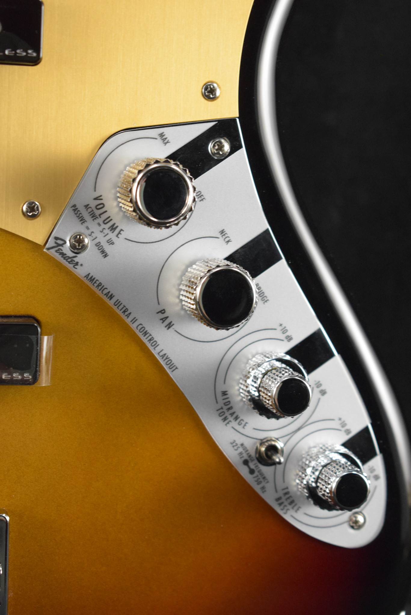 Fender Fender American Ultra II Jazz Bass Ultraburst Ebony Fingerboard