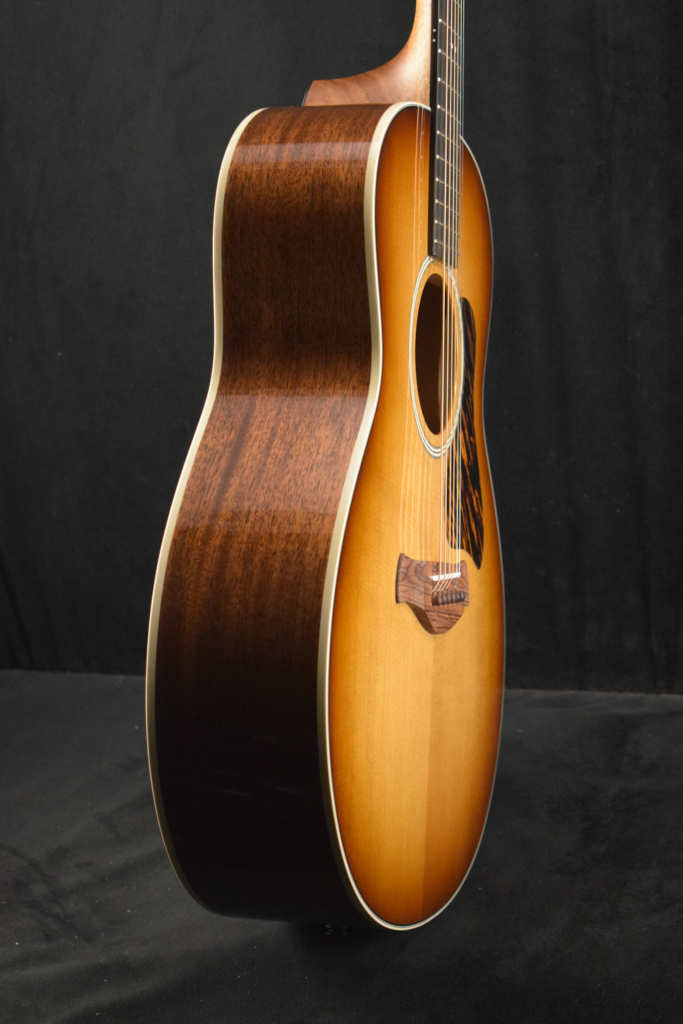 Taylor Taylor Gold Label 514e SB Sunburst w/ Firestripe Pickguard