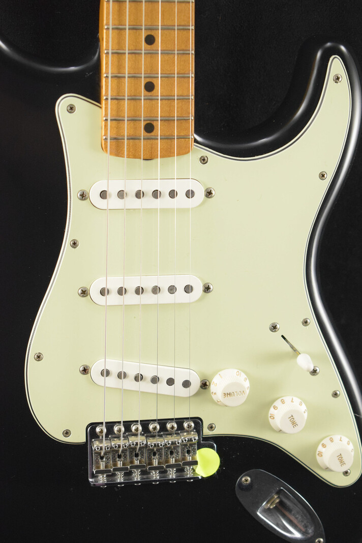 Fender Limited Edition Vintera II Road Worn '60s