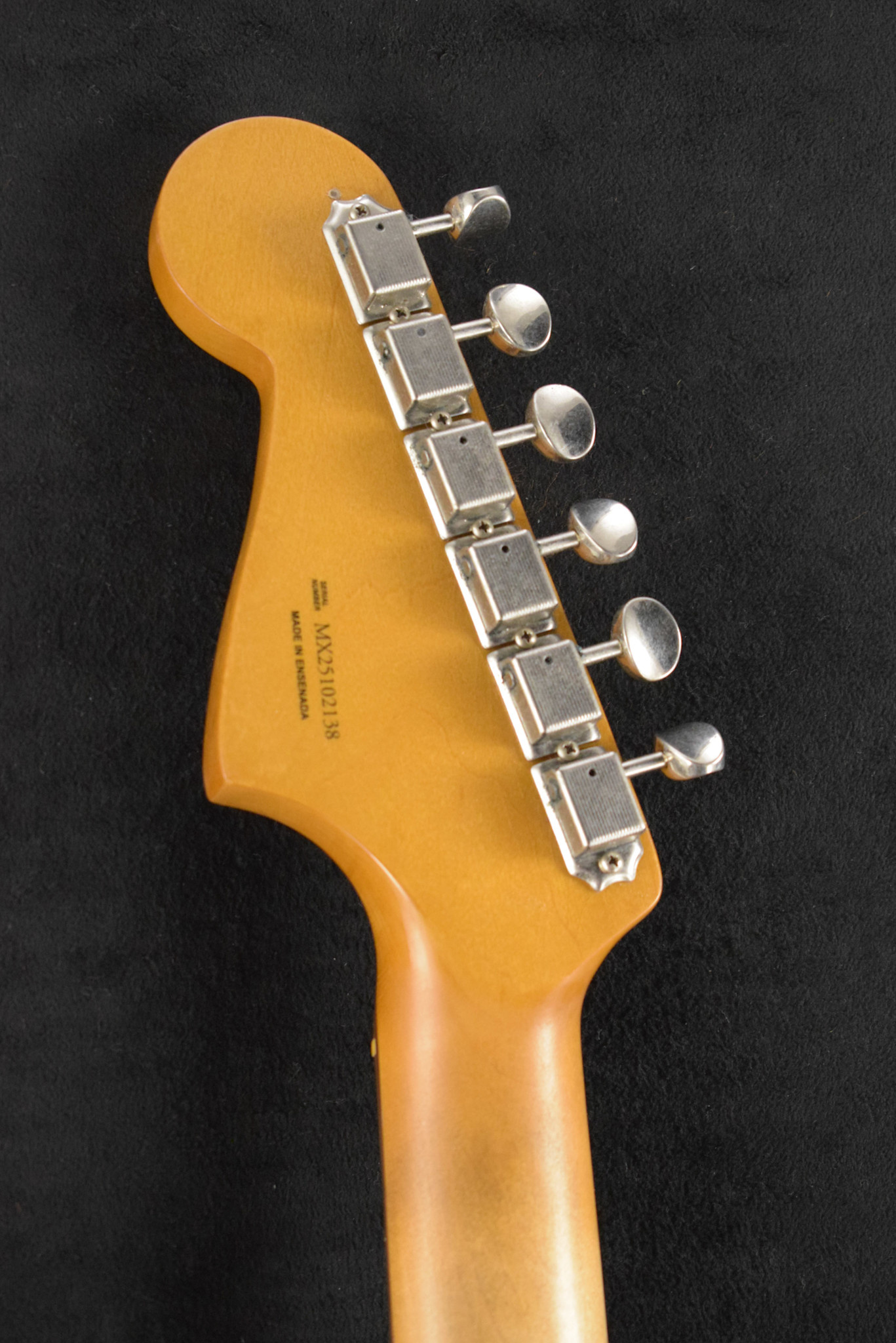 Fender Fender Limited Edition Vintera II Road Worn '50s Jazzmaster Fiesta Red Rosewood Fingerboard