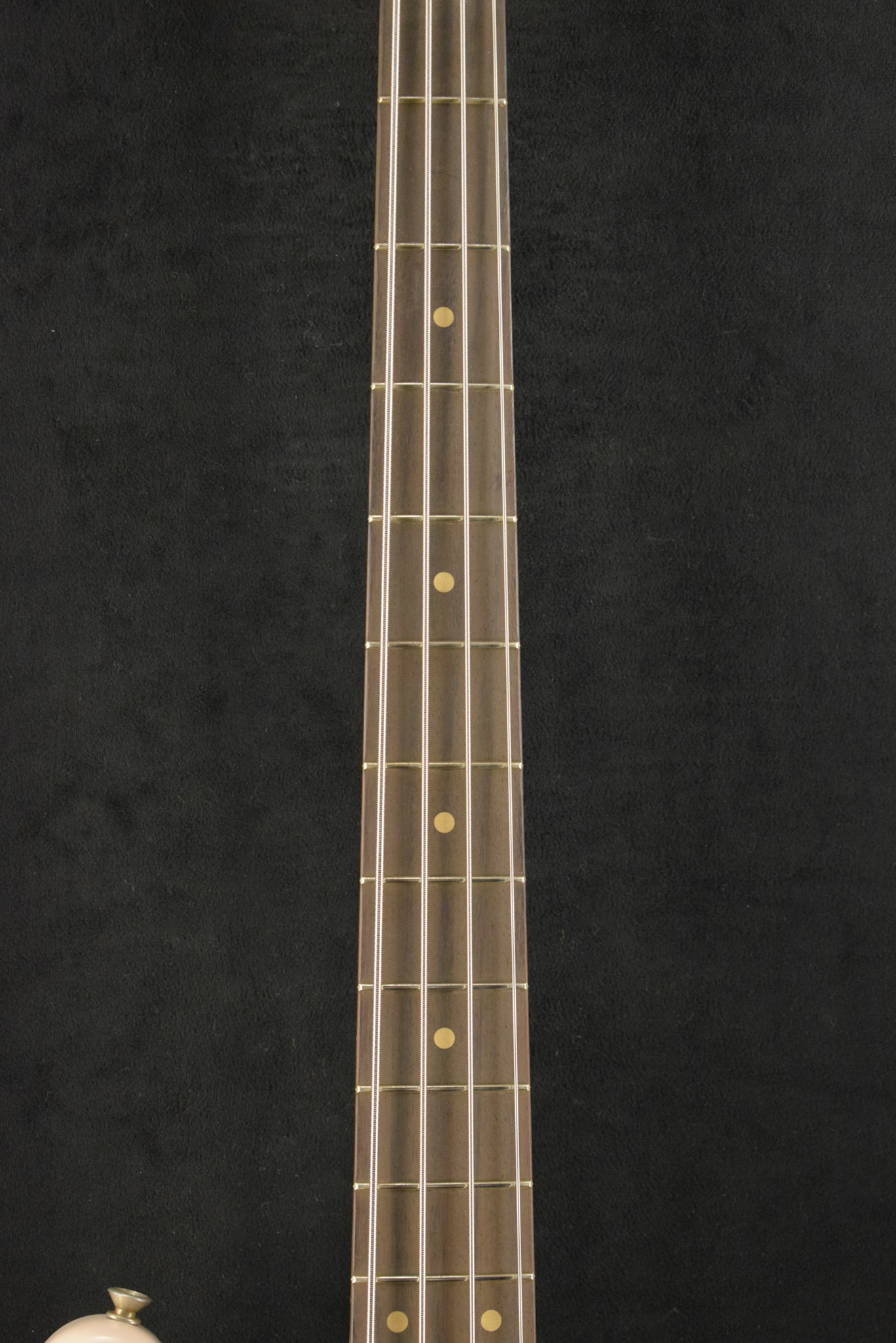 Fender Fender Flea Jazz Bass Roadworn Shell Pink Rosewood Fingerboard