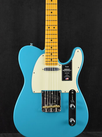Fender Fender American Professional II Telecaster Miami Blue Maple Fingerboard