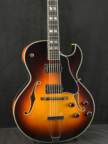Eastman Eastman AR372CE-SB Kent Armstrong HPAG-1 Pickups Archtop Sunburst Truetone Gloss