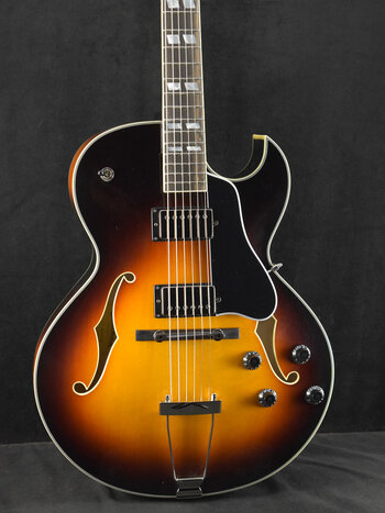 Eastman Eastman AR372CE-SB Kent Armstrong HPAG-1 Pickups Archtop Sunburst Truetone Gloss