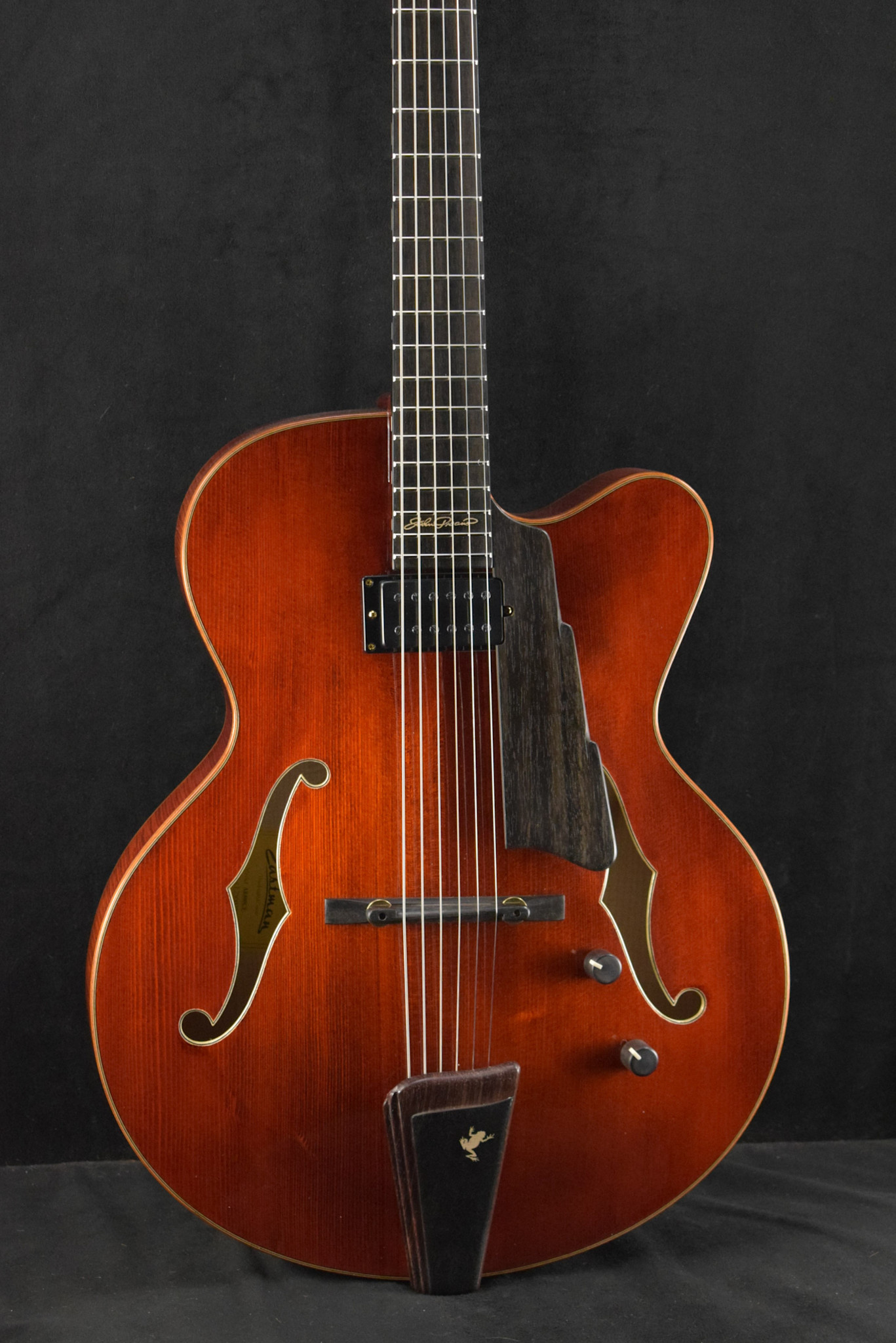 ギター TRUETONE Eastman AR880CE John Pisano Signature Archtop Classic