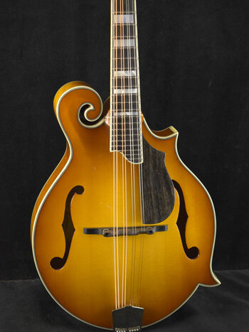 Eastman Eastman MD615-GB F-Style F-Hole Electric Mandolin Goldburst Gloss