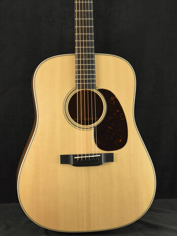 Martin Martin Custom Shop 10CMDBLKWALNUT Dreadnought 14-Fret Black Walnut