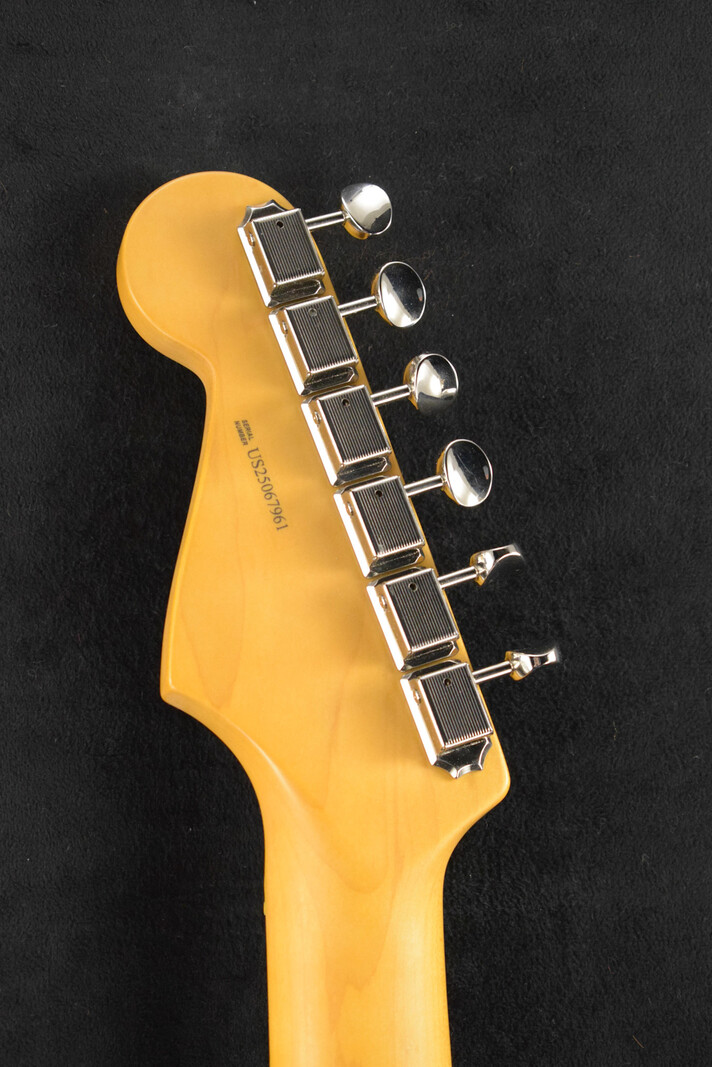 Fender Fender American Professional Classic Stratocaster HSS Faded Lake Placid Blue Maple Fingerboard