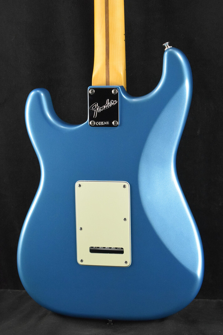 Fender Fender American Professional Classic Stratocaster HSS Faded Lake Placid Blue Maple Fingerboard