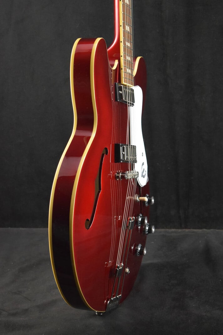 Epiphone Epiphone Riviera (Frequensator Tailpiece) Sparkling Burgundy