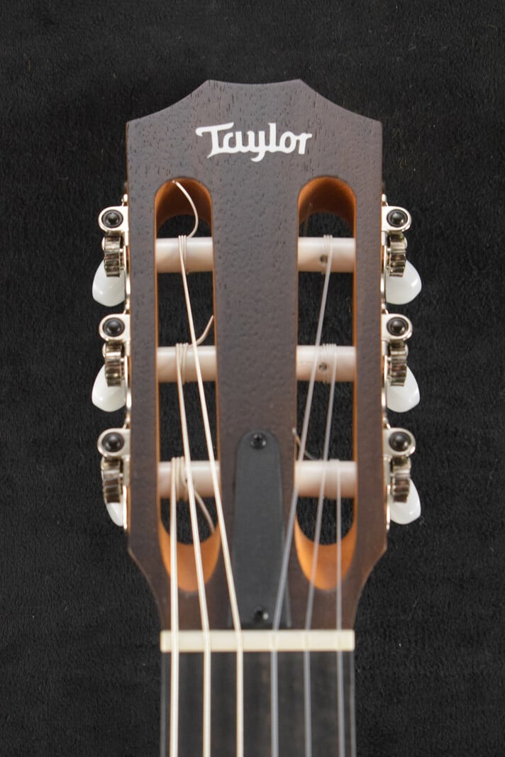 Taylor Taylor Academy 12e-N Nylon-String Acoustic-Electric Natural