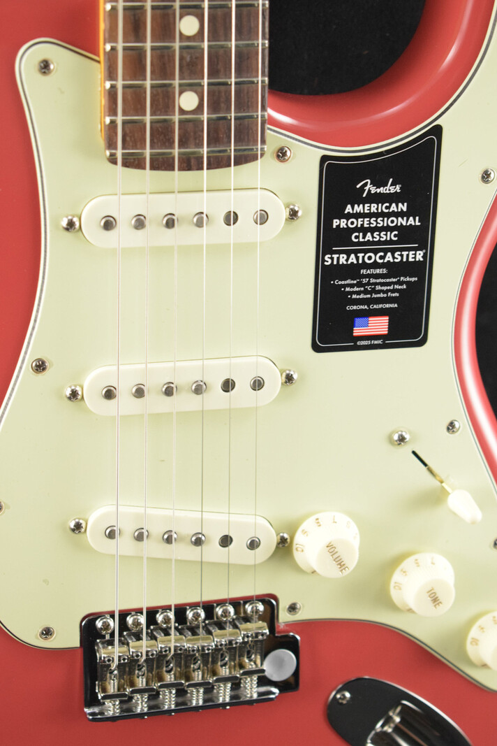 Fender Fender American Professional Classic Stratocaster Faded Dakota Red Rosewood Fingerboard