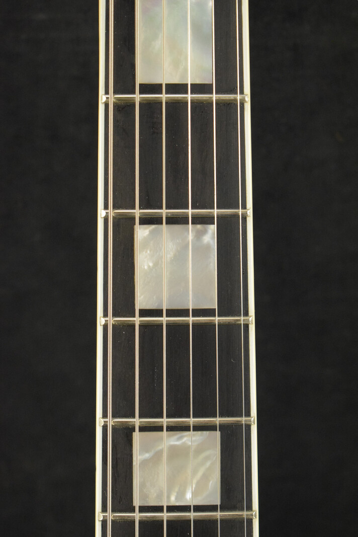 Epiphone Epiphone IGC Les Paul Custom Alpine White w/ Hardshell Case