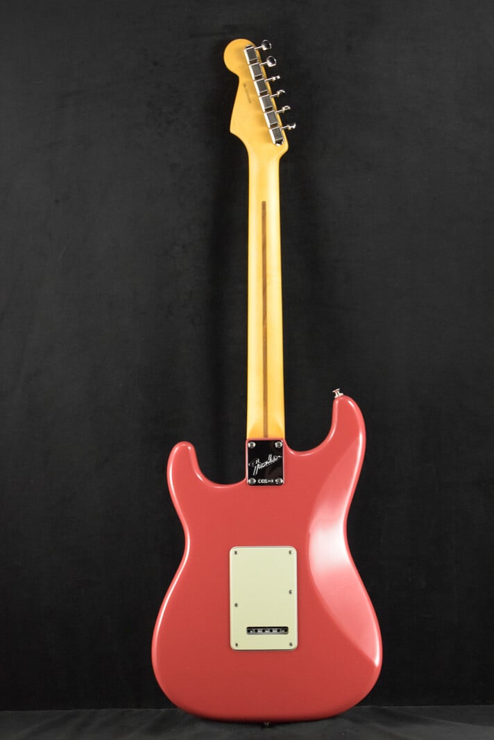 Fender Fender American Professional Classic Stratocaster Faded Dakota Red Rosewood Fingerboard