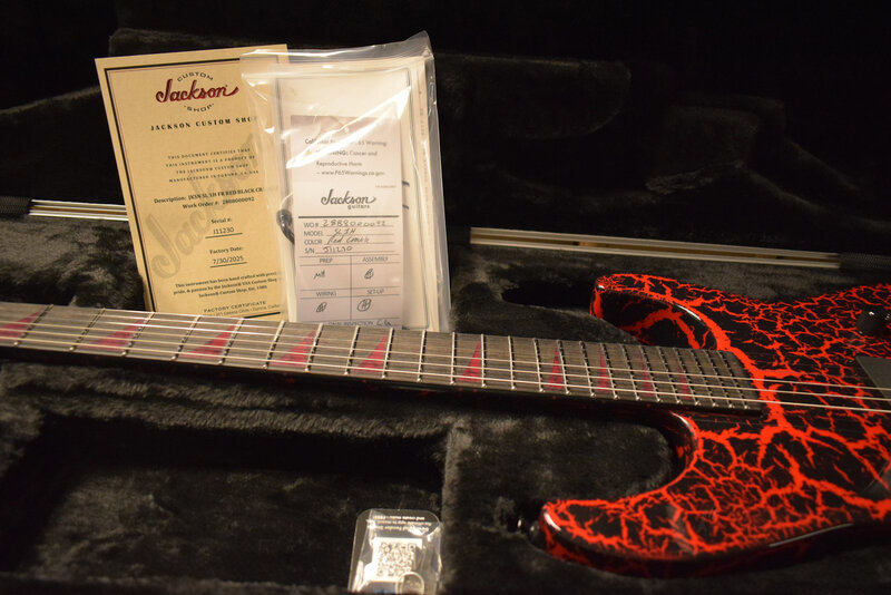 Jackson Jackson Custom Shop USA Special Edition Soloist SL1H Red And Black Crackle