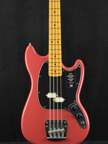 Fender Fender American Professional Classic Mustang Bass Faded Dakota Red Maple Fingerboard