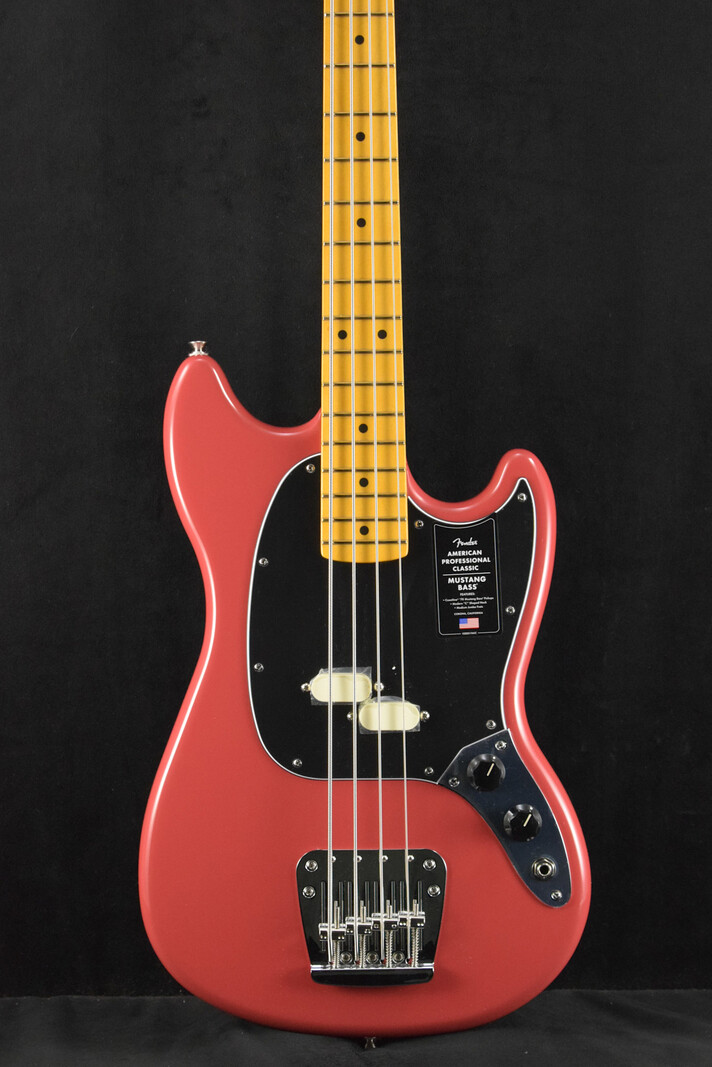 Fender Fender American Professional Classic Mustang Bass Faded Dakota Red Maple Fingerboard