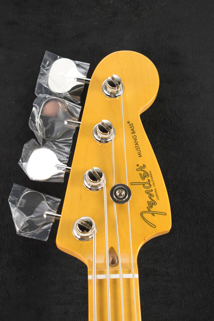 Fender Fender American Professional Classic Mustang Bass Faded Dakota Red Maple Fingerboard