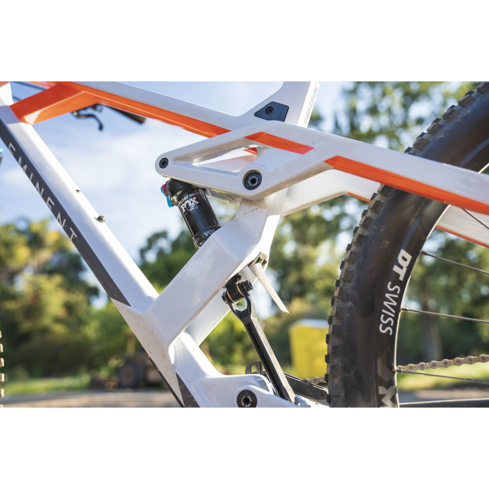Eminent Eminent Bikes - Gnarly Custom Onset ST Comp, Medium - White/ Orange (Demo) - 160/140