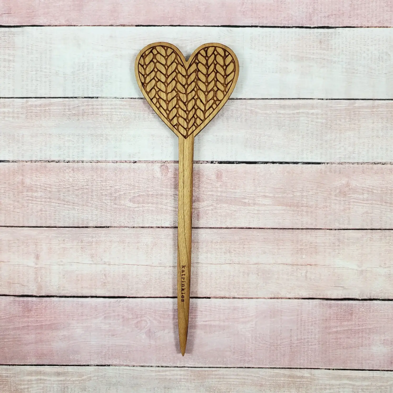 Katrinkles Shawl Stick - Knit Heart