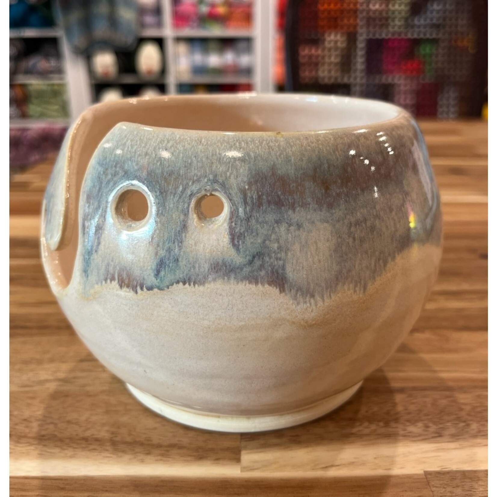 DY Pottery Yarn Bowl Cream w/ Blue Medium