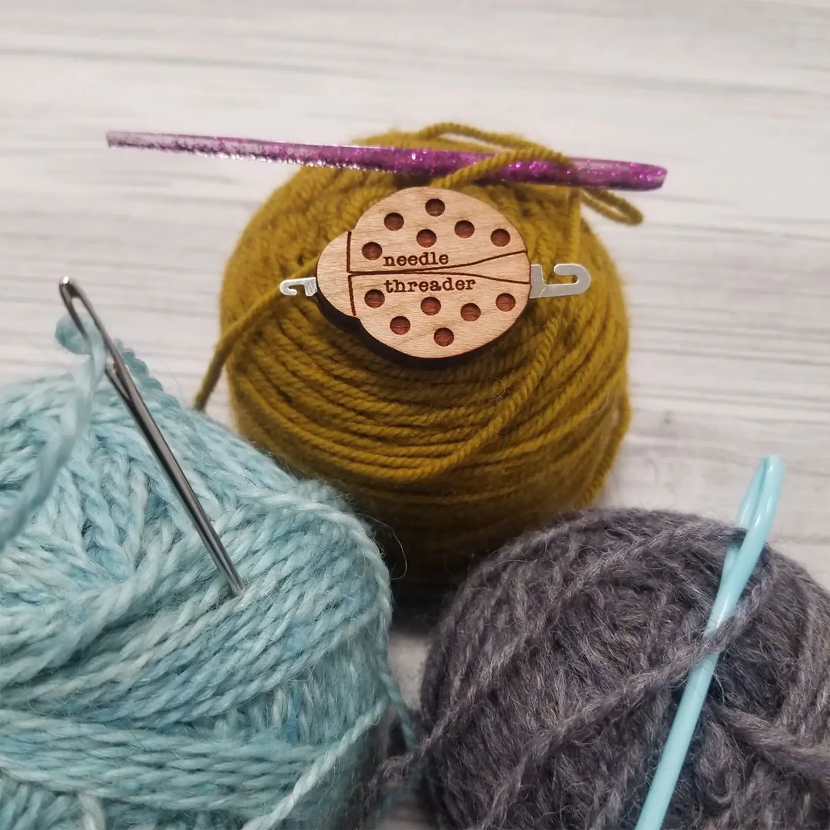 Katrinkles Ladybug Needle Threader