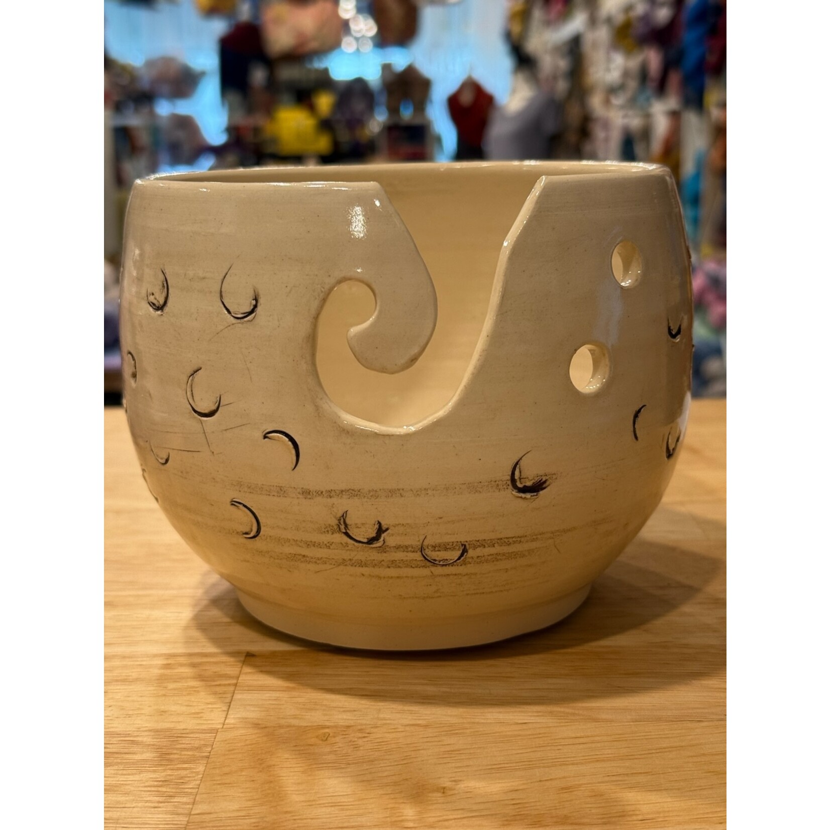 DY Pottery Brown Sheep Yarn Bowl