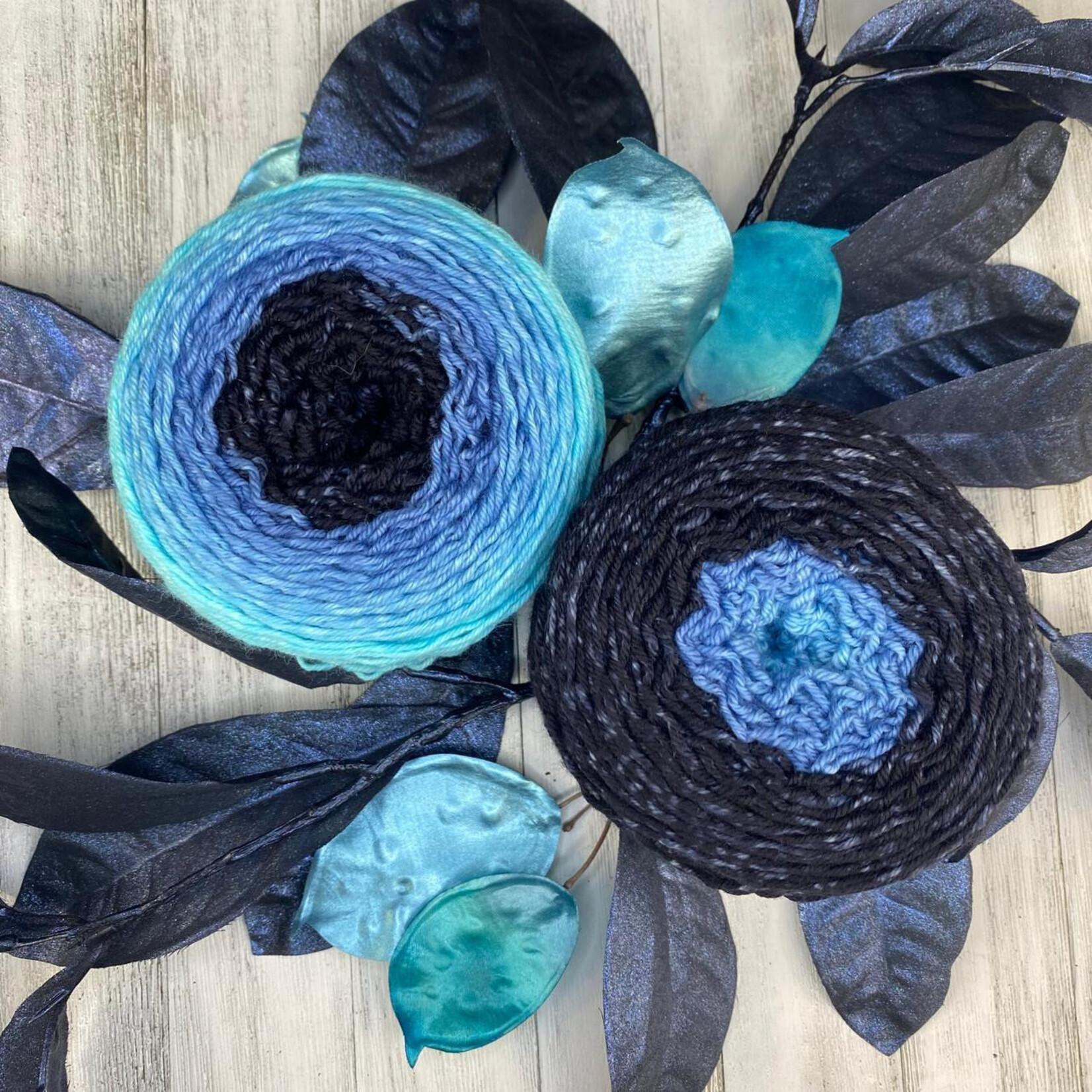 Split Shades Blossoms Obsidian Vine S61