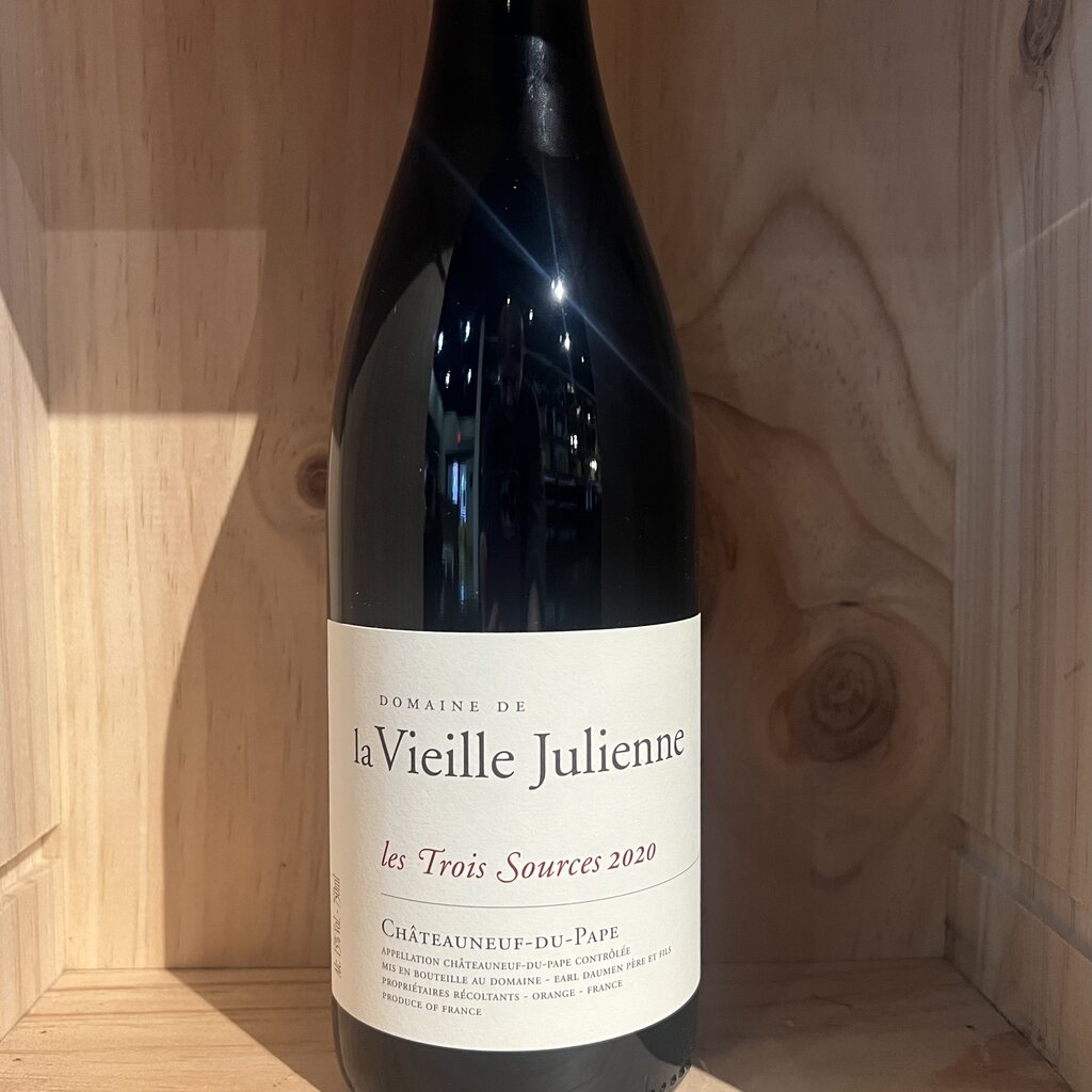 Domaine de la Vieille Julienne Les Trois Sources Chateauneuf Du Pape Rouge 2020