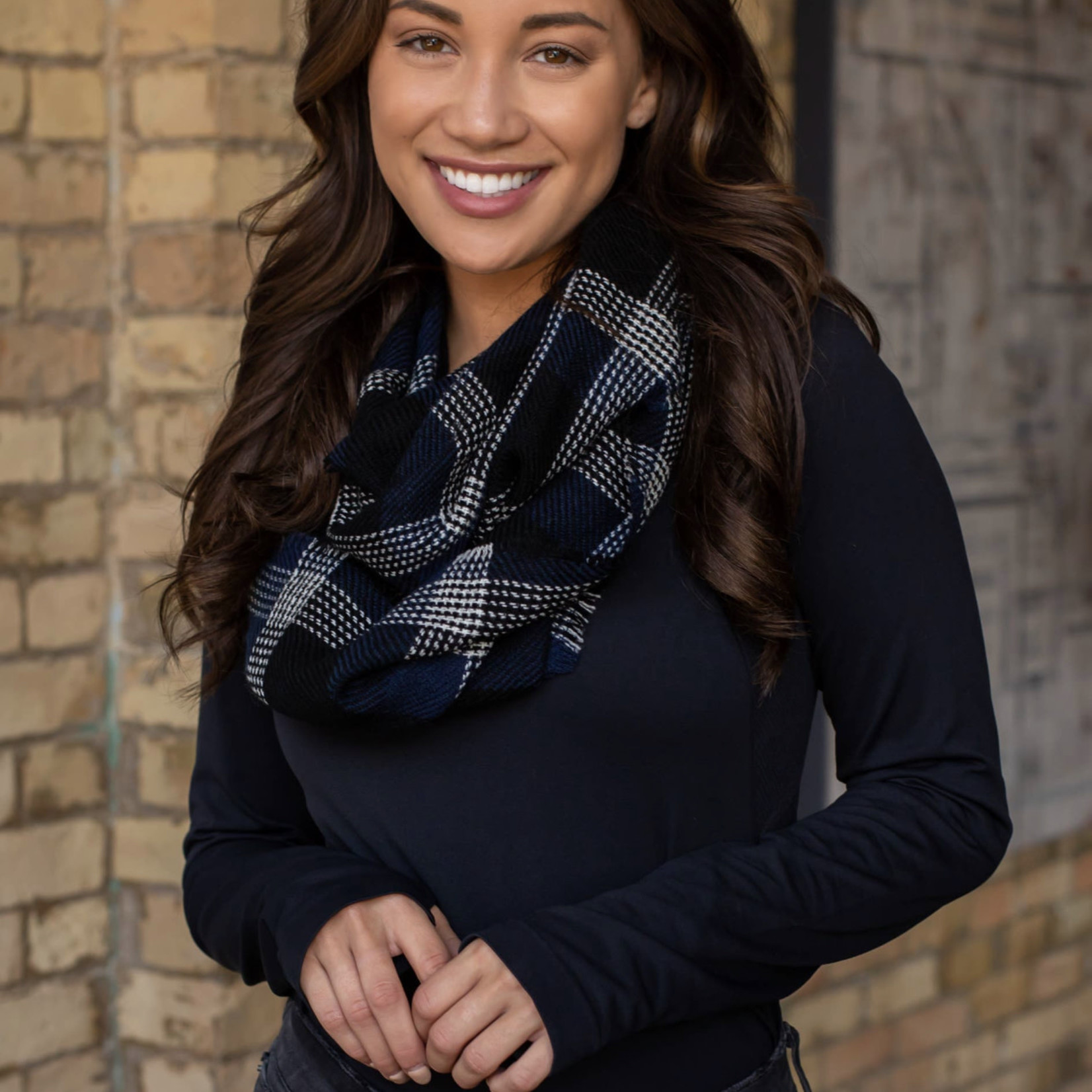 Black infinity Scarf