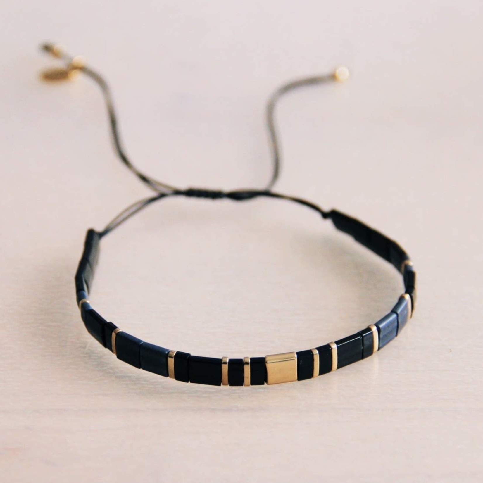 Bazou Bracelets Woven/Beaded